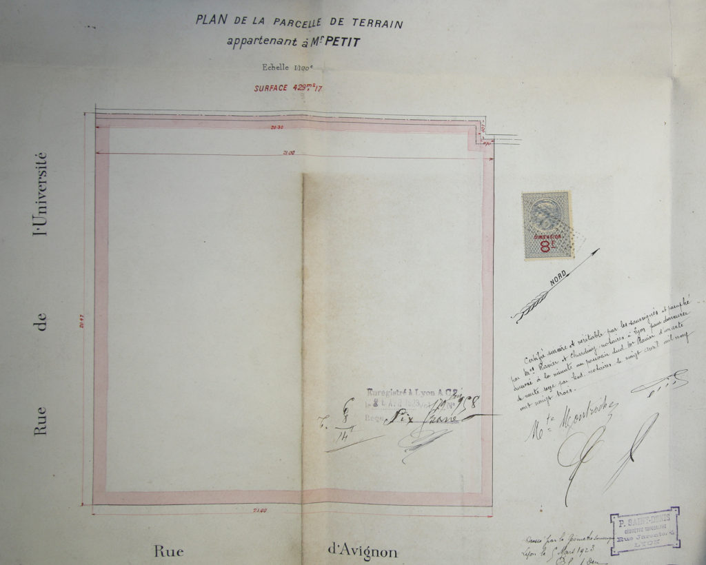 Plan d'un terrain vendu par la veuve Loizeau-Montrochet à Petit par devant maître Ravier le 20 avril 1923 - 3e37653 Ravier - ADR